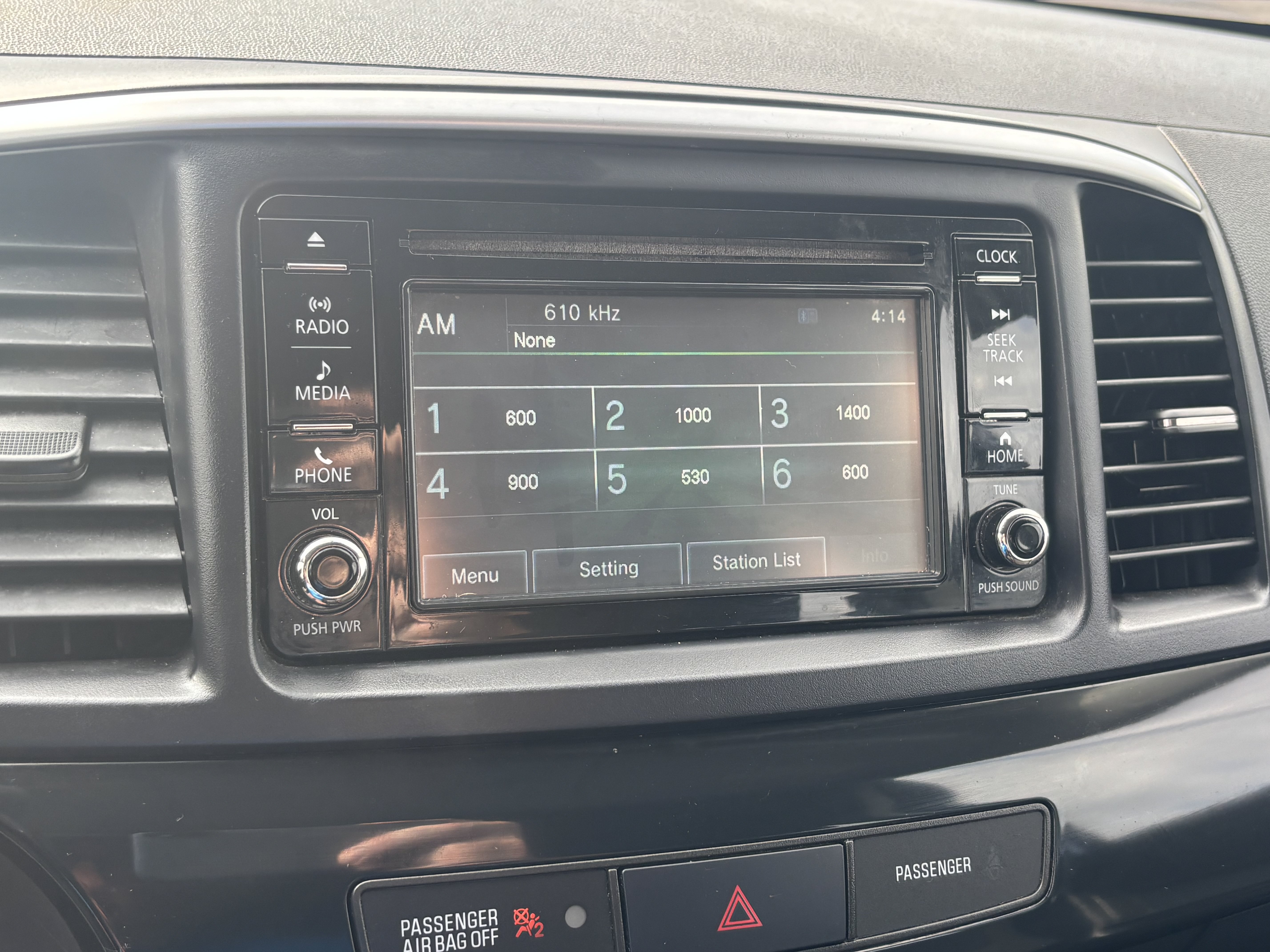 Used 2017 Mitsubishi Lancer ES FWD image 11
