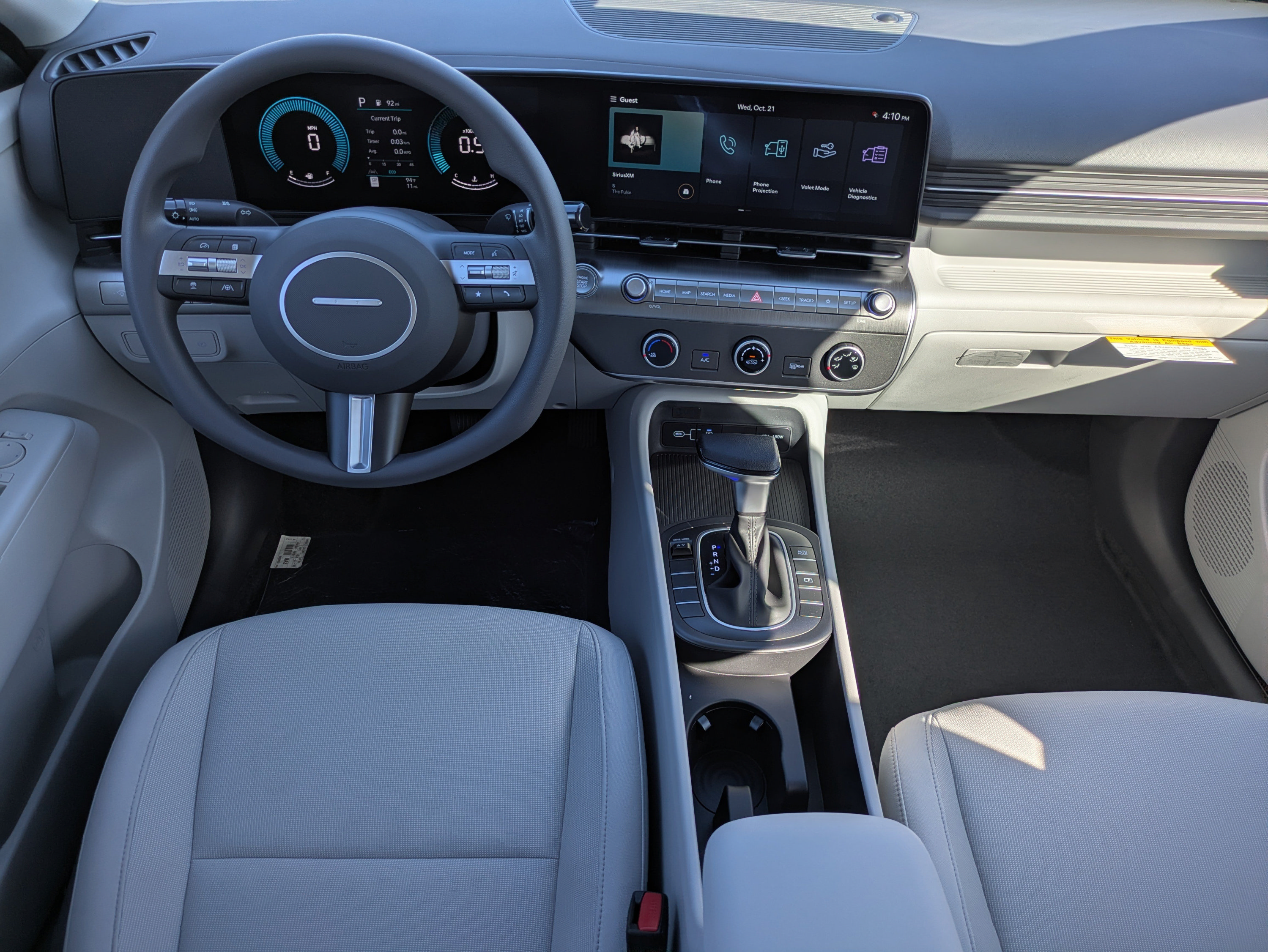 New 2027 Hyundai Kona SE FWD image 11