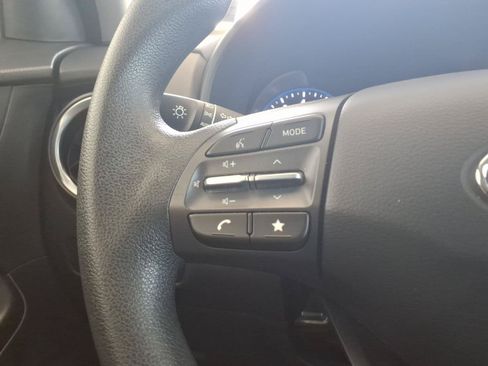 Certified 2023 Hyundai Kona SEL AWD/4WD image 29