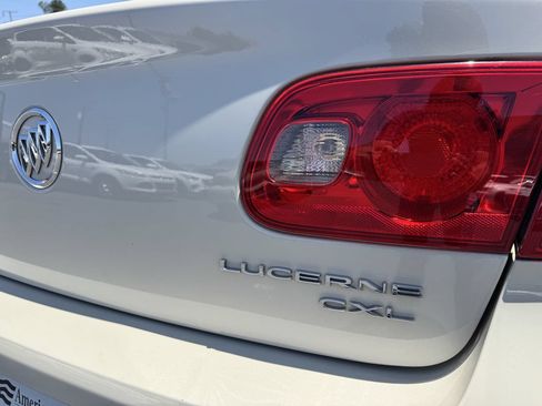 Used 2011 Buick Lucerne CXL FWD image 16