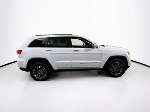 Used 2022 Jeep Grand Cherokee Limited image 4