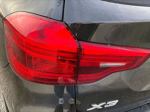 Used 2019 BMW X3 xDrive30i w/ Driving Assistance Package image 28