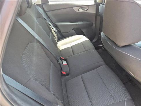 Used 2021 Kia Forte Sedan FWD image 18
