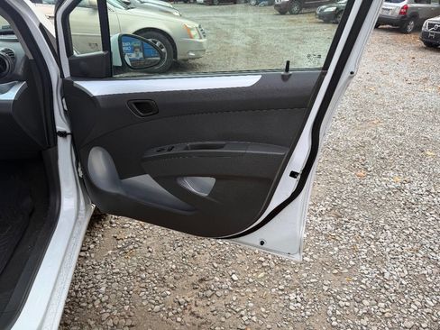 Used 2014 Chevrolet Spark LT image 22