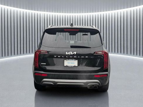 Used 2022 Kia Telluride S AWD/4WD image 6