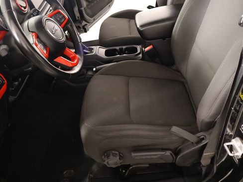 Used 2023 Jeep Gladiator Willys image 12