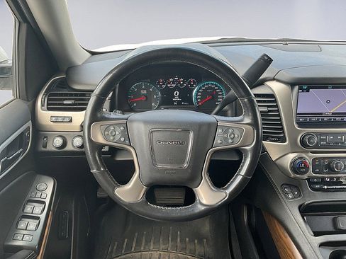Used 2020 GMC Yukon XL Denali image 15