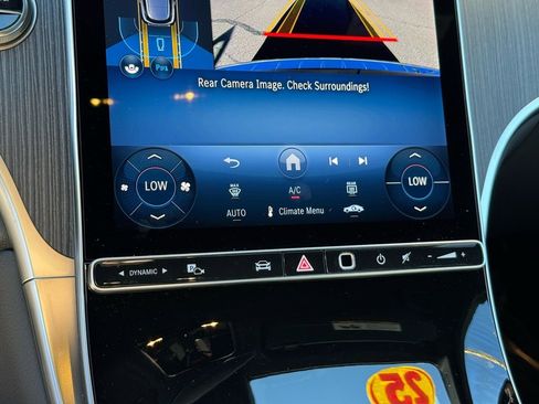 Certified 2025 Mercedes-Benz GLC 300 image 28