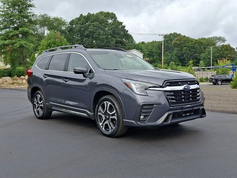 Used 2023 Subaru Ascent Limited AWD/4WD image 1