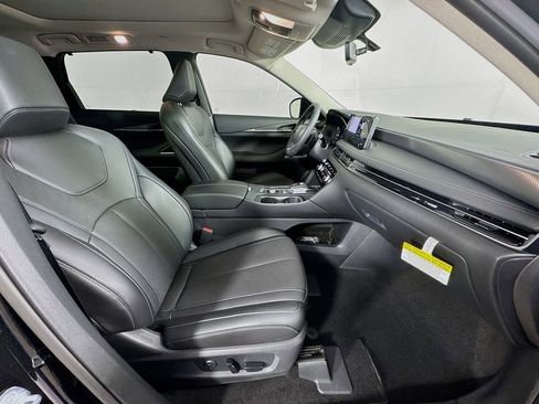 Certified 2026 INFINITI QX60 Luxe w/ Cargo Package image 38