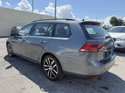 Used 2016 Volkswagen Golf Limited Edition FWD image 5