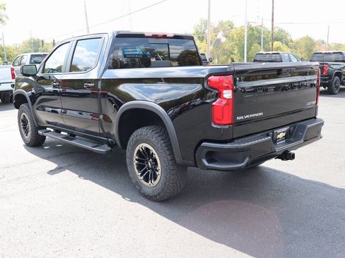 New 2025 Chevrolet Silverado 1500 ZR2 w/ Technology Package image 30