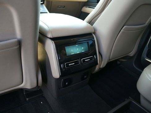 Used 2020 Lincoln Aviator Reserve AWD/4WD image 20