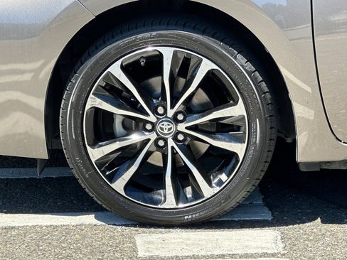 Used 2019 Toyota Corolla SE FWD image 12