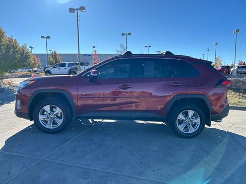 Used 2025 Toyota RAV4 XLE w/ Convenience Package image 4