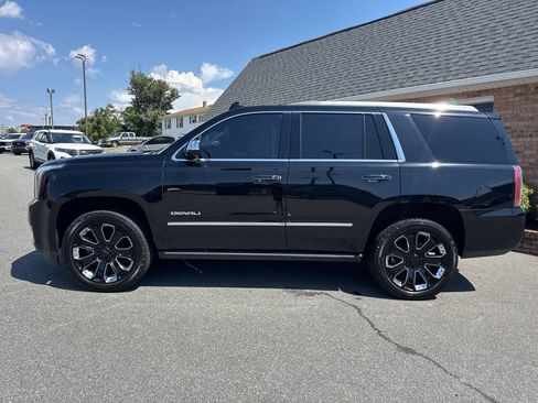 Used 2019 GMC Yukon Denali w/ Denali Ultimate Package AWD/4WD image 15