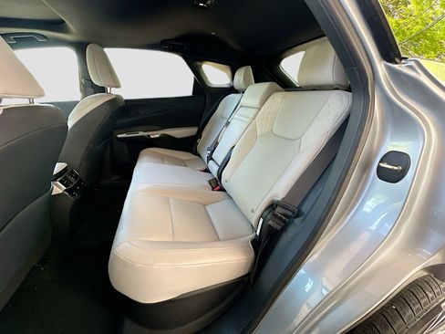 Used 2024 Lexus RX 350 Premium w/ Convenience Package image 25