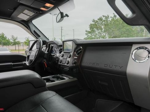 Used 2016 Ford F350 Lariat w/ Lariat Interior Package AWD/4WD image 35