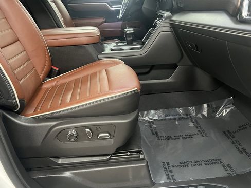 Used 2023 GMC Sierra 1500 Denali Ultimate image 65