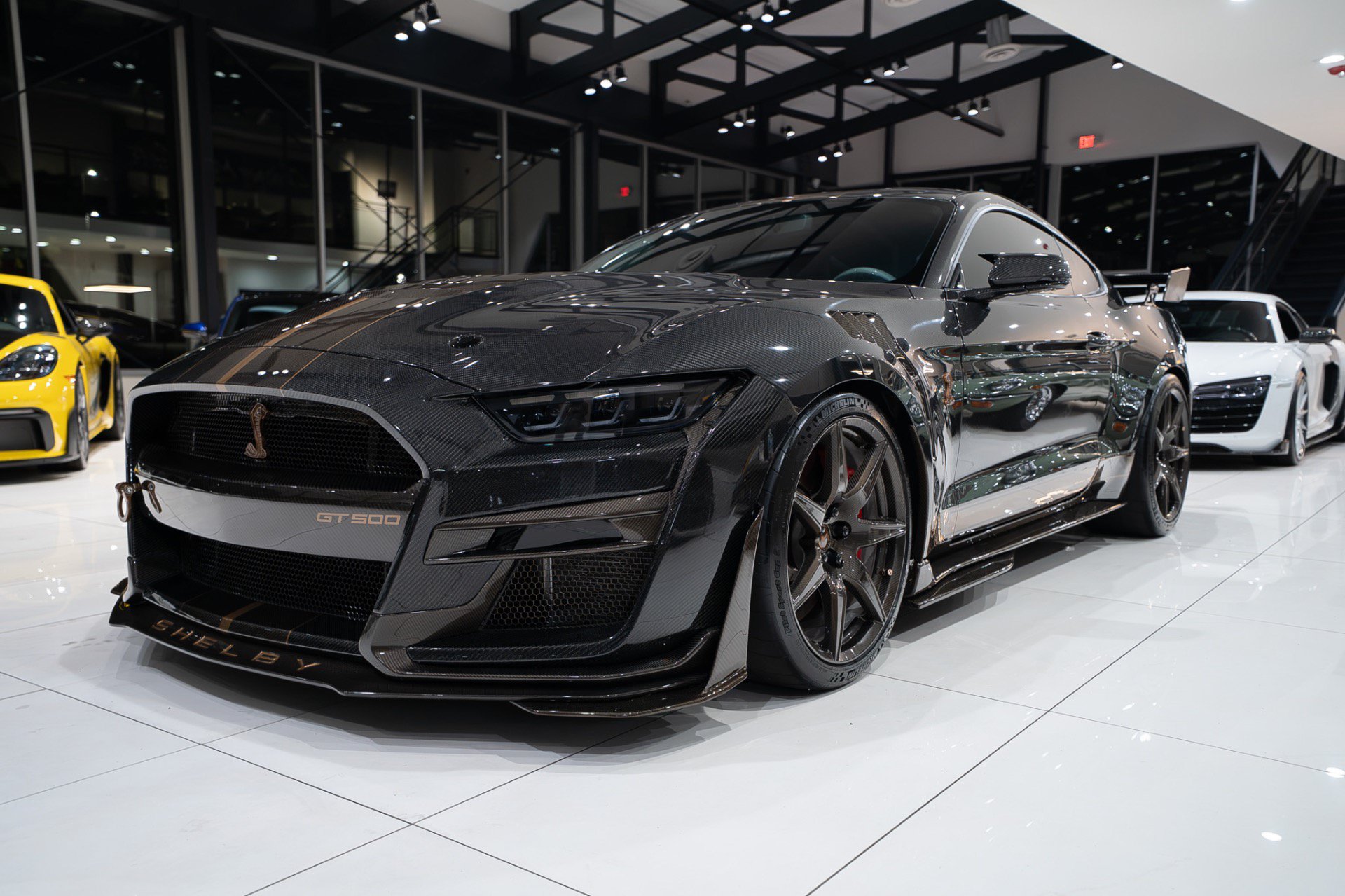 Used 2022 Ford Mustang Shelby GT500 w/ Carbon Fiber Track Pack RWD image 38