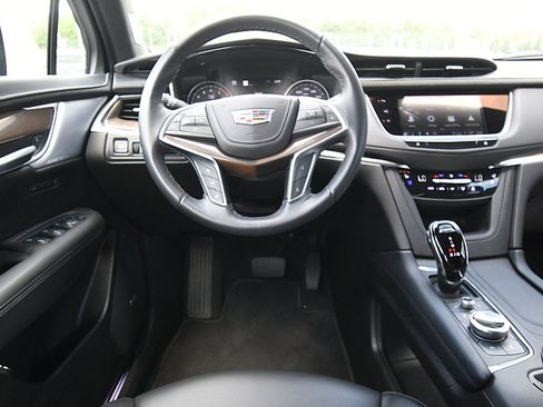 Used 2024 Cadillac XT5 Premium Luxury w/ Platinum Package AWD/4WD image 20