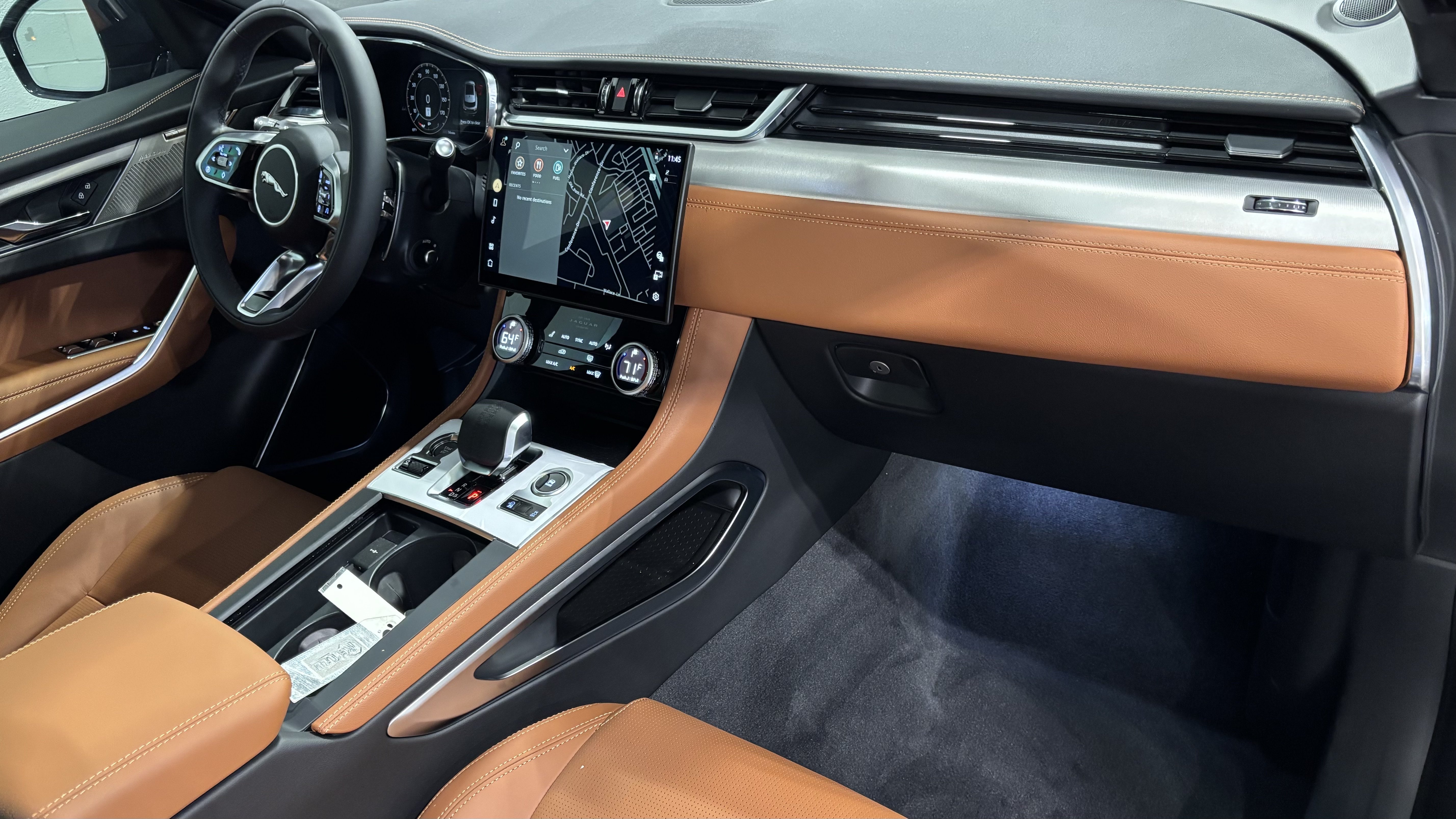 New 2026 Jaguar F-PACE R-Dynamic S AWD/4WD image 4