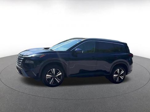 Used 2026 Nissan Rogue SL FWD image 8