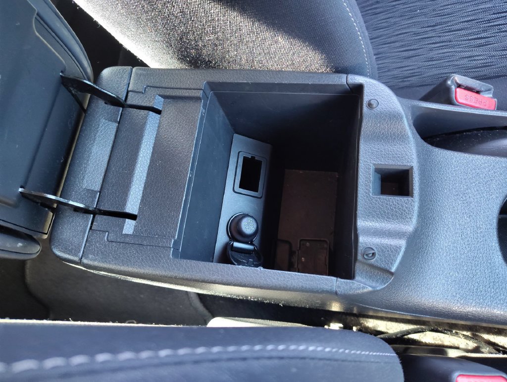 Used 2015 Nissan Sentra SV FWD image 29