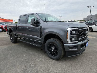 New 2026 Ford F350 Lariat w/ Black Appearance Package
