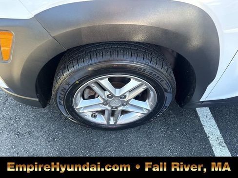 Used 2019 Hyundai Kona SE image 12