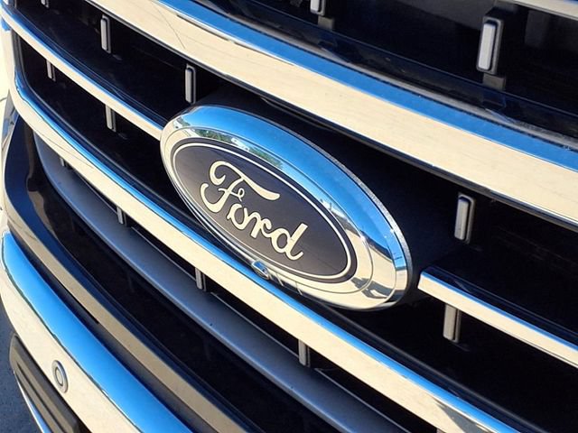 Used 2022 Ford F150 Lariat w/ Max Trailer Tow Package AWD/4WD image 33
