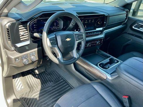Used 2024 Chevrolet Silverado 2500 LT w/ All Star Edition image 40