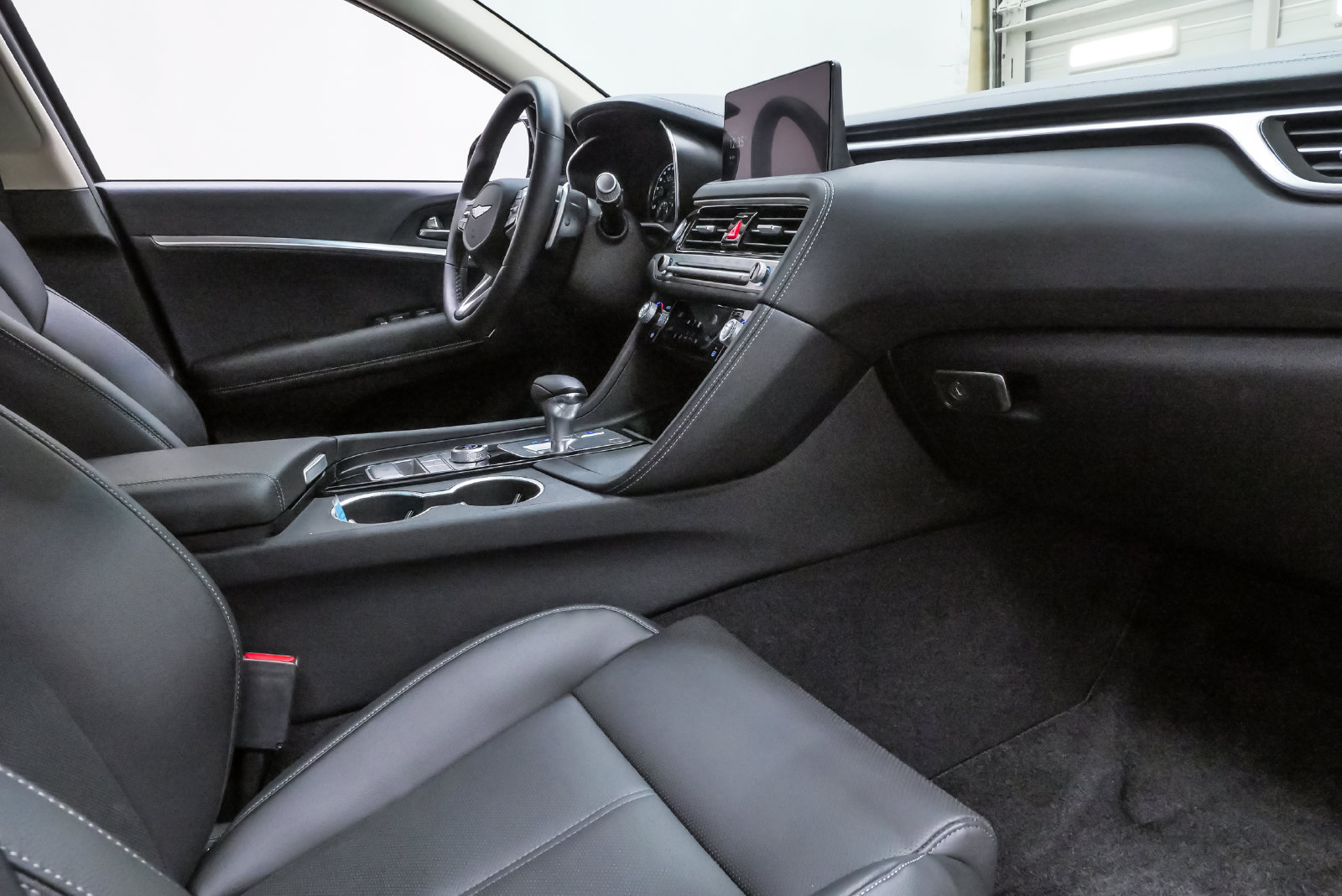 Certified 2026 Genesis G70 2.5T AWD/4WD image 12
