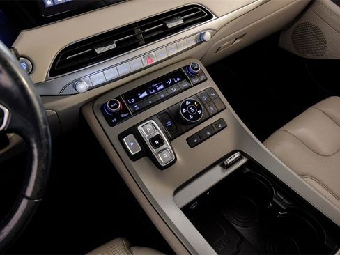 Used 2021 Hyundai Palisade SEL w/ Premium Package image 22