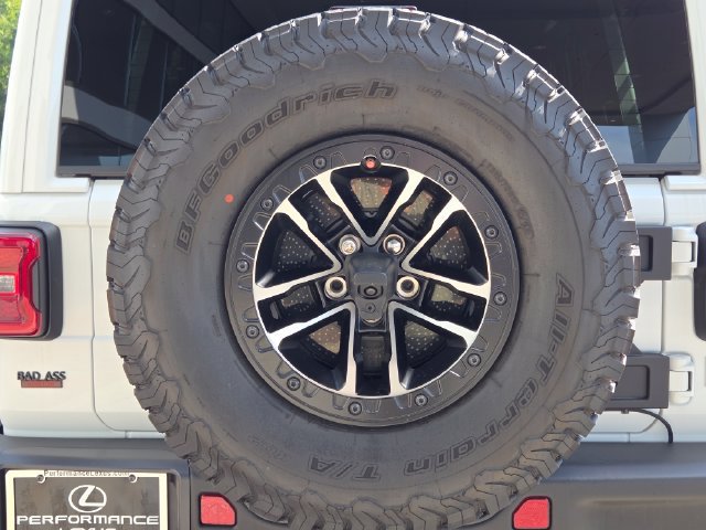 Used 2024 Jeep Wrangler Unlimited Rubicon AWD/4WD image 34