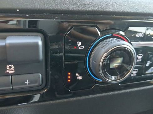 Used 2023 Chevrolet Silverado 1500 RST image 21