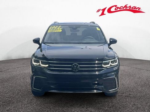 Used 2023 Volkswagen Tiguan SEL R-Line AWD/4WD image 12