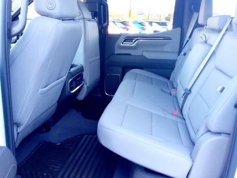 New 2026 Chevrolet Silverado 1500 LTZ w/ Z71 Off-Road Package image 8