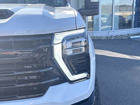 New 2026 Chevrolet Silverado 2500 LT w/ Trail Boss Package AWD/4WD image 9