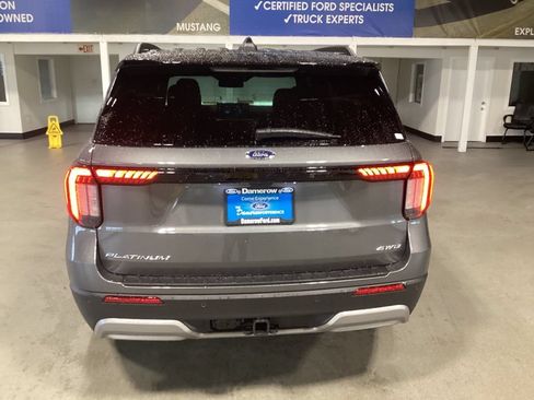 Used 2026 Ford Explorer Platinum w/ LUX Leather Package AWD/4WD image 4