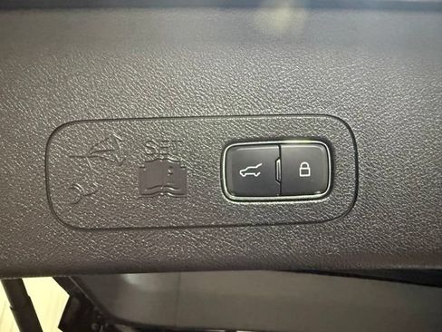 Used 2022 Lincoln Aviator Reserve w/ Equipment Group 201A AWD/4WD image 26