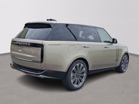 New 2025 Land Rover Range Rover SE image 3