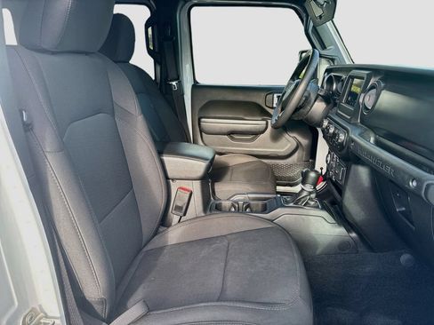 Certified 2023 Jeep Wrangler Unlimited AWD/4WD image 29