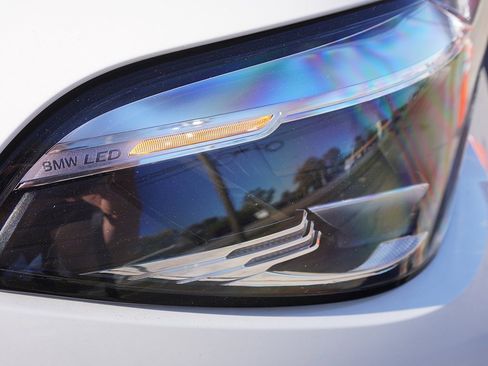 Used 2023 BMW X5 xDrive40i w/ Premium Package image 30