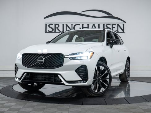 New 2026 Volvo XC60 B5 Plus w/ Climate Package image 26