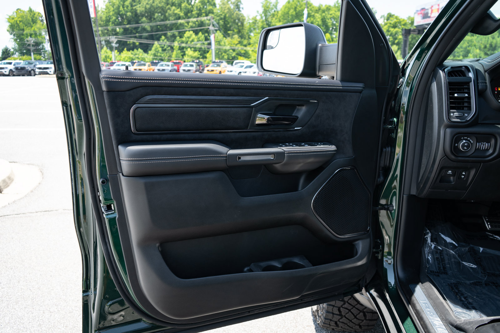 New 2026 RAM 1500 RHO AWD/4WD image 29