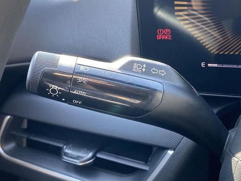 New 2026 Kia K4 LXS image 34