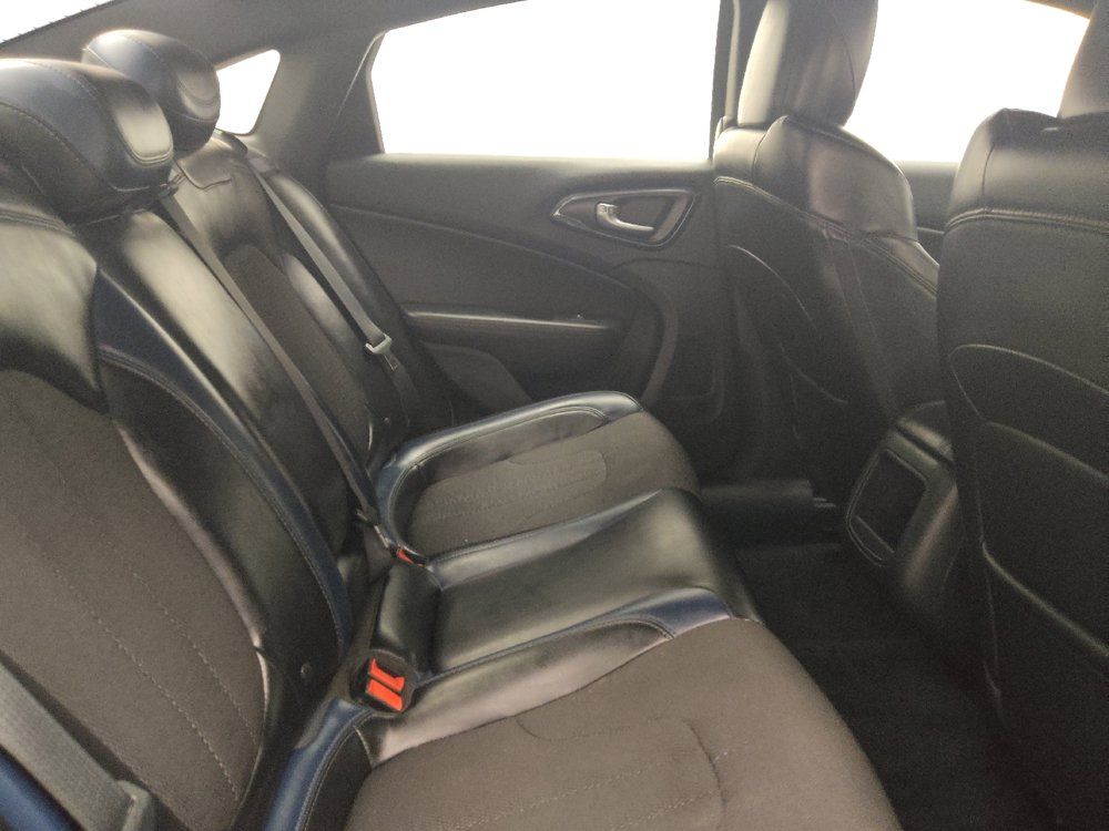 Used 2016 Chrysler 200 S w/ Navigation & Sound Group I FWD image 19