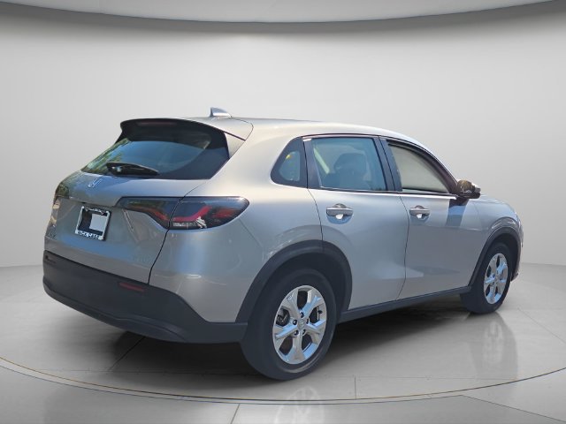 Used 2024 Honda HR-V LX image 7