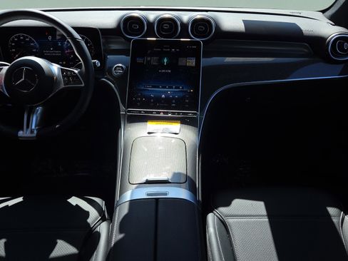 Used 2026 Mercedes-Benz GLC 300 image 13